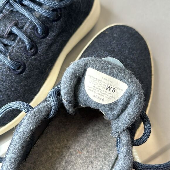 Allbirds size 8 Women's Wool Runner Mizzles (1504) - Picture 9 of 10